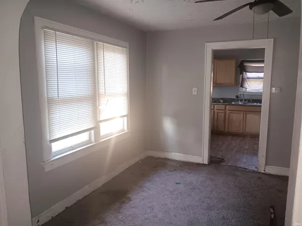 $71,999 | 1000 South 19th Street, Terre Haute, IN 47803