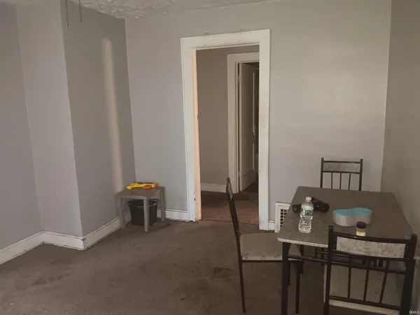 $71,999 | 1000 South 19th Street, Terre Haute, IN 47803