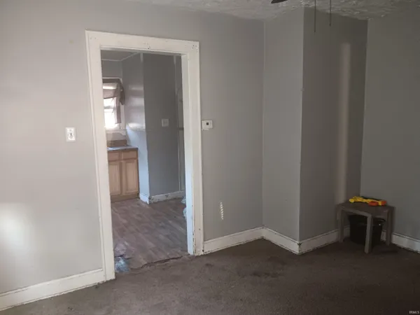 $71,999 | 1000 South 19th Street, Terre Haute, IN 47803