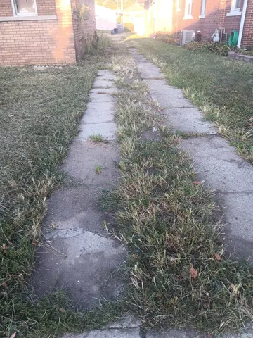 $72,500 | 1000 South 19th Street, Terre Haute, IN 47803