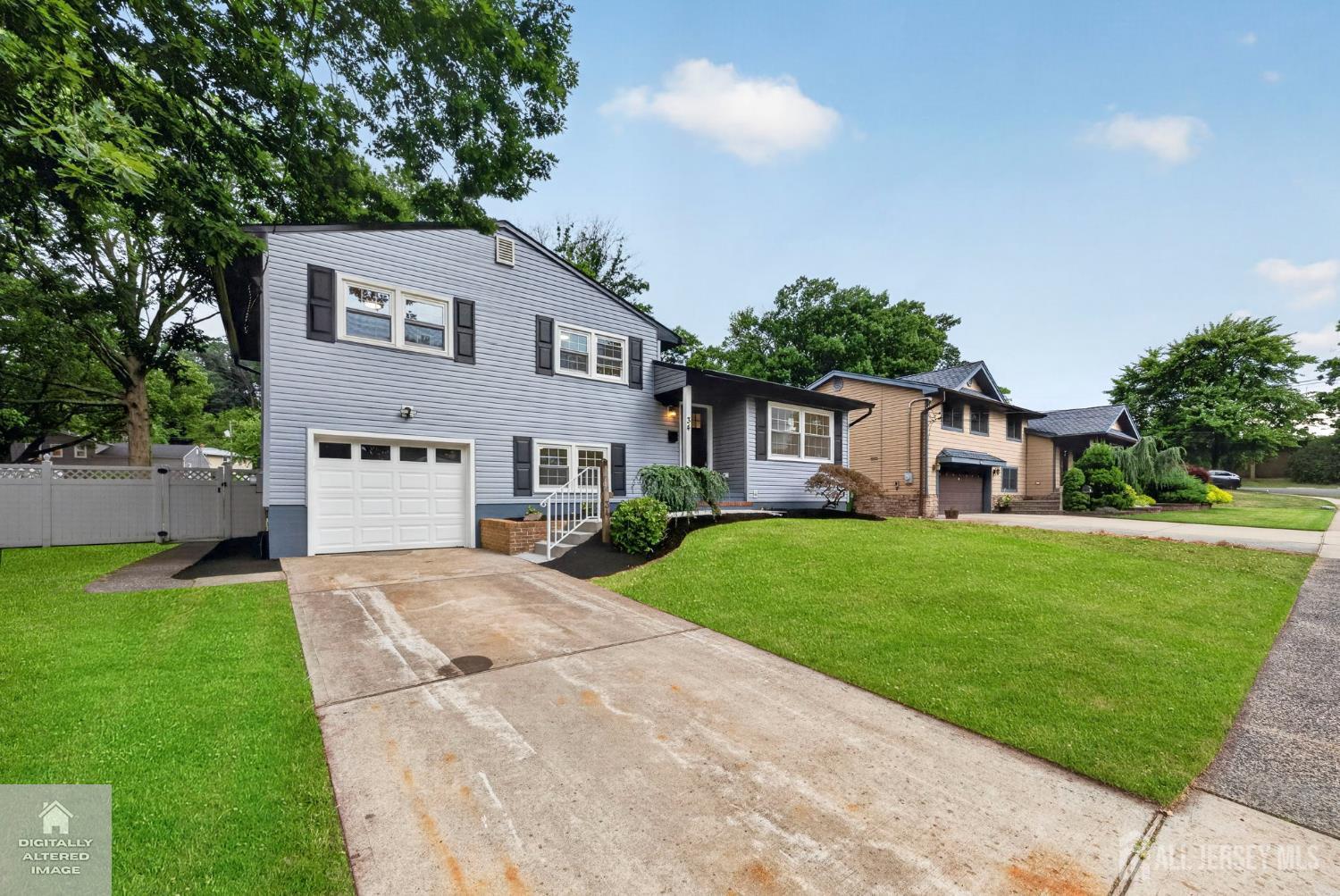 34 Larchmont Road Edison, NJ 08837 - Photo 2 of 38
