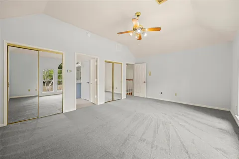 $299,900 | 330 Welford Lane, Highlands, TX 77562