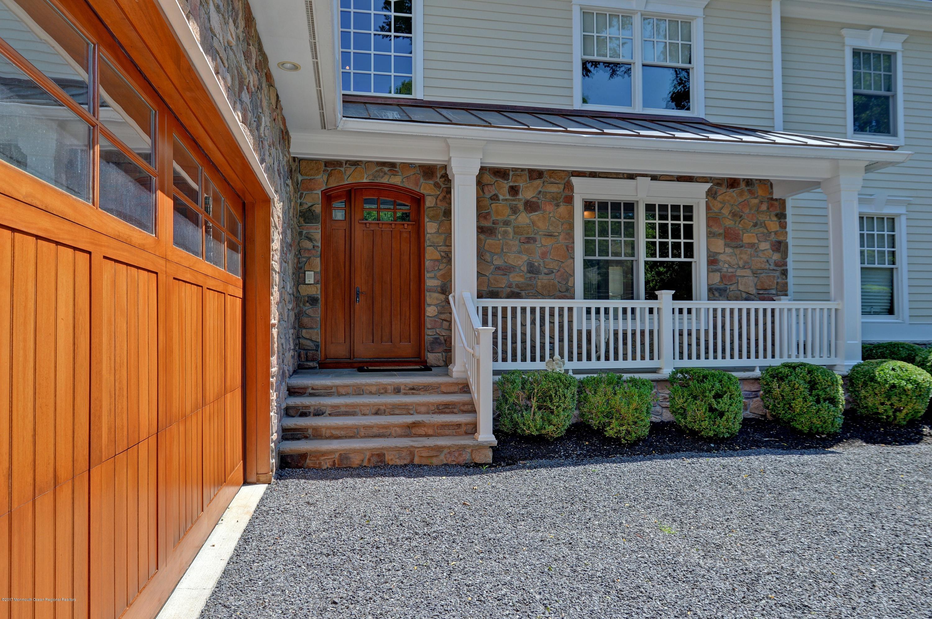 5 Woodhollow Road Colts Neck, NJ 07722 - Photo 3 of 40 Front Entry