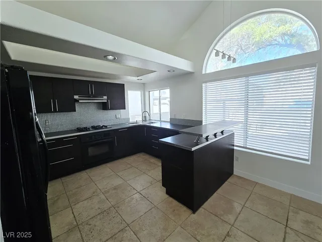 $2,523 | 8528 West Gilmore Avenue, Las Vegas, NV 89129