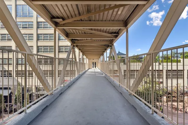 $1,175,000 | 2600 West 7th Street, Unit 2812, Fort Worth, TX 76107
