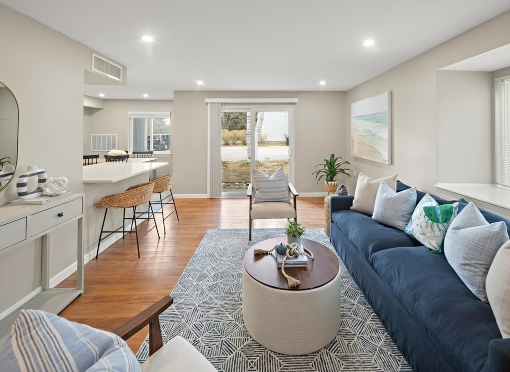 6 Beal's Cove Road, Unit H Hingham, MA 02043 - Photo 7 of 15