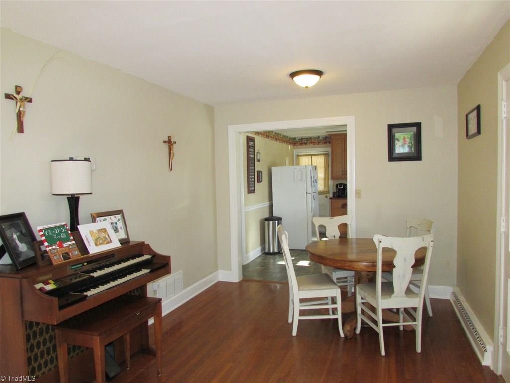 314 Shamrock Road Asheboro, NC 27203 - Photo 4 of 16 Gallery Image 4
