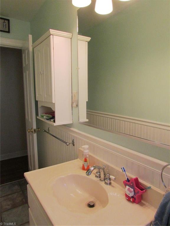 314 Shamrock Road Asheboro, NC 27203 - Photo 9 of 16 Gallery Image 9