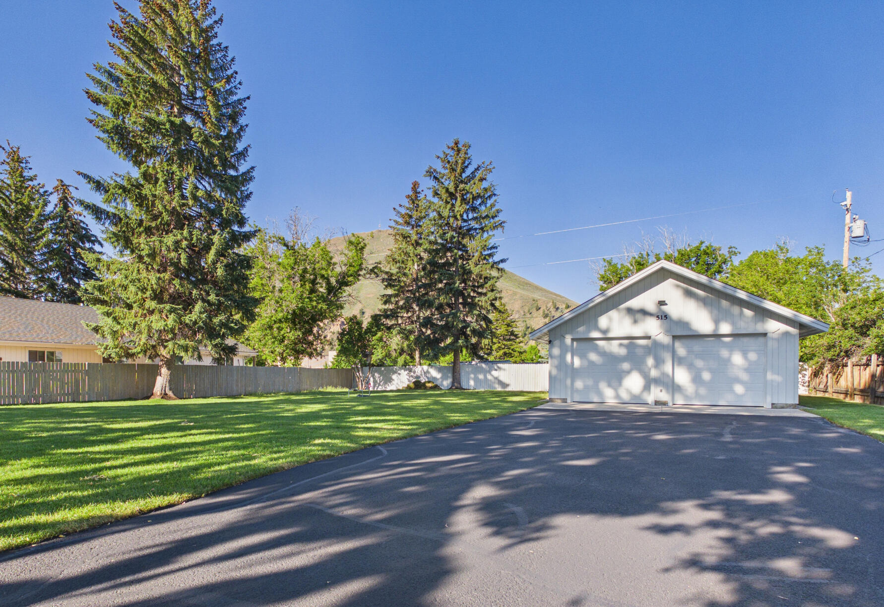 515 South 1st Avenue Hailey, ID 83333 - Photo 2 of 9 Driveway View 2