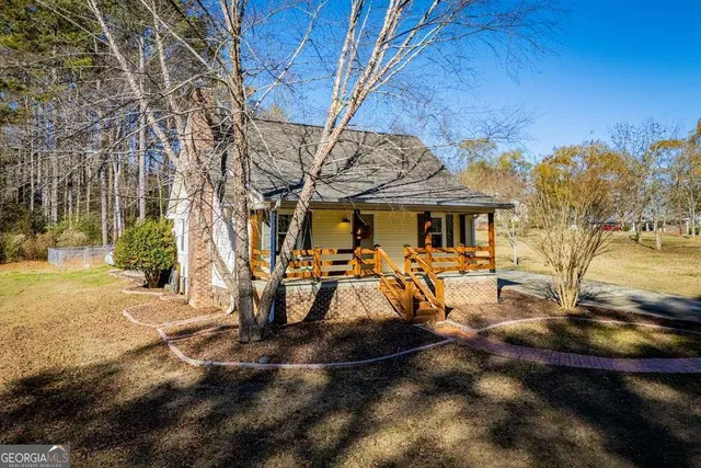 $329,900 | 110 Bartlett Circle, Bowdon, GA 30108