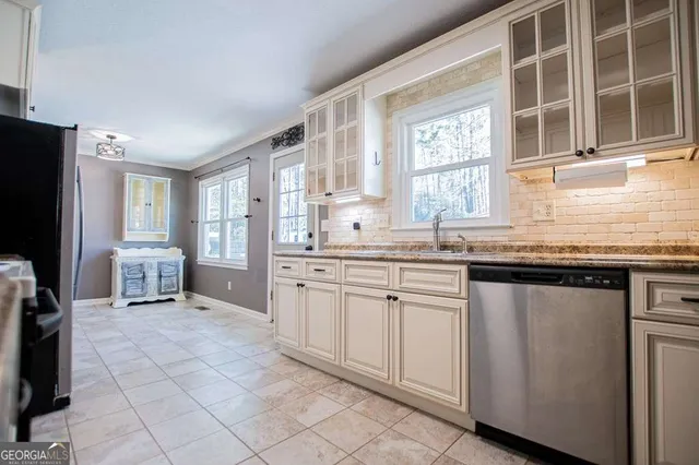 $329,900 | 110 Bartlett Circle, Bowdon, GA 30108