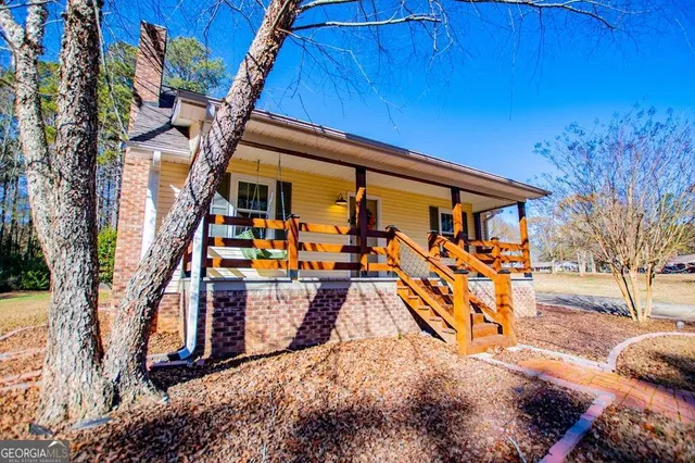 $329,900 | 110 Bartlett Circle, Bowdon, GA 30108