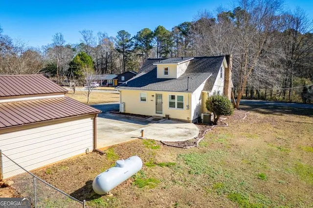 $329,900 | 110 Bartlett Circle, Bowdon, GA 30108