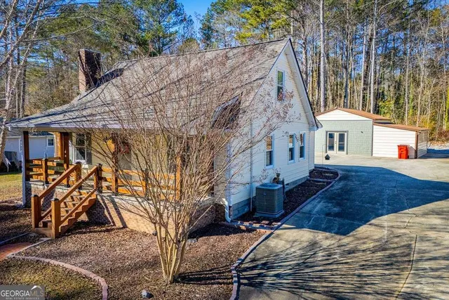 $329,900 | 110 Bartlett Circle, Bowdon, GA 30108