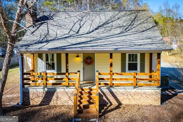 $329,900 | 110 Bartlett Circle, Bowdon, GA 30108