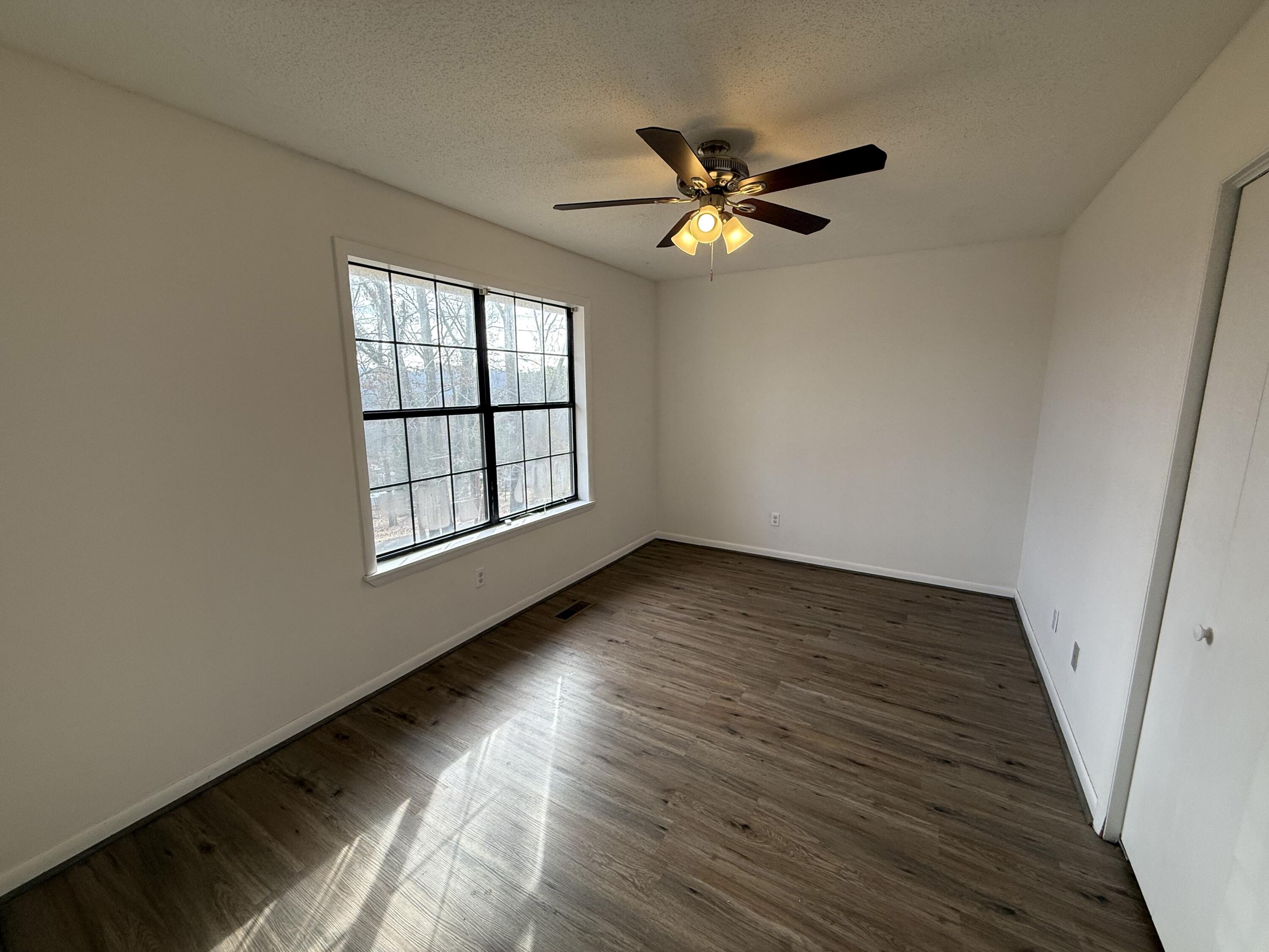 361 Knollwoods Road Jasper, TN 37347 - Photo 6 of 16 IMG_8780