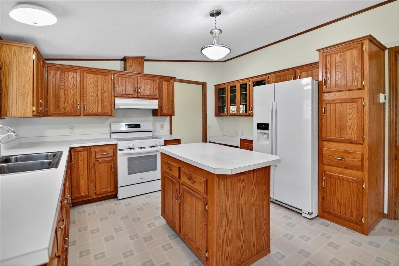 6610 Cemetery Road Sun Prairie, WI 53590 - Photo 24 of 60