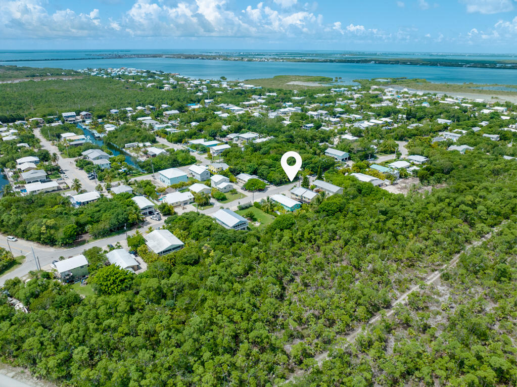 29283 Coconut Palm Drive Big Pine Key, FL 33043 - Photo 33 of 35 29283 Coconut Palm Dr BPK - MLS-36