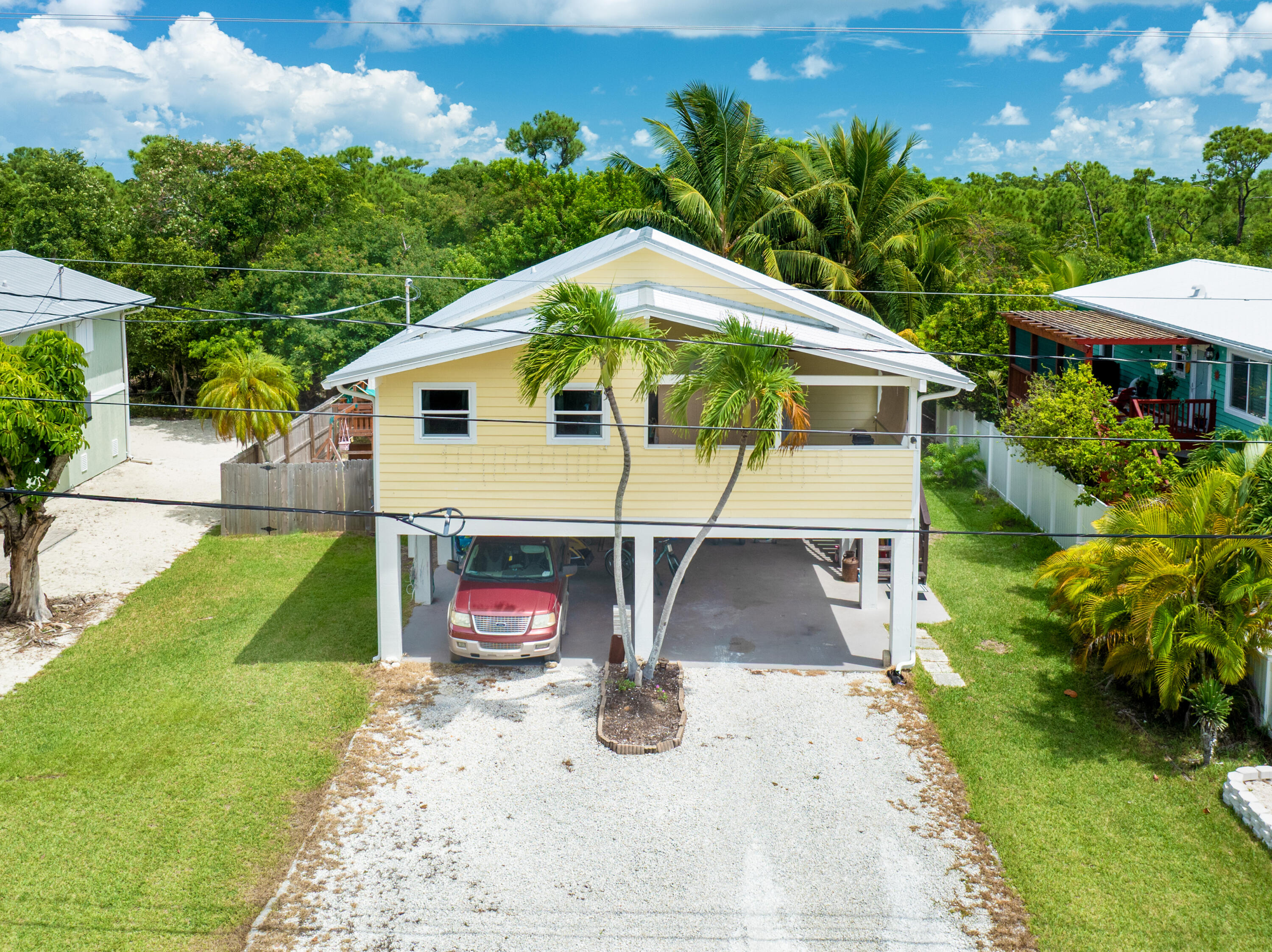 29283 Coconut Palm Drive Big Pine Key, FL 33043 - Photo 5 of 35 a view of outdoor space yard and swimming pool