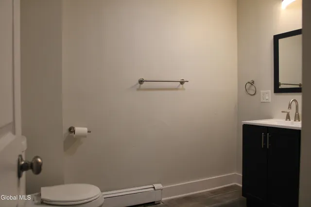 $218,200 | 47 Chestnut Street, Rensselaer, NY 12144