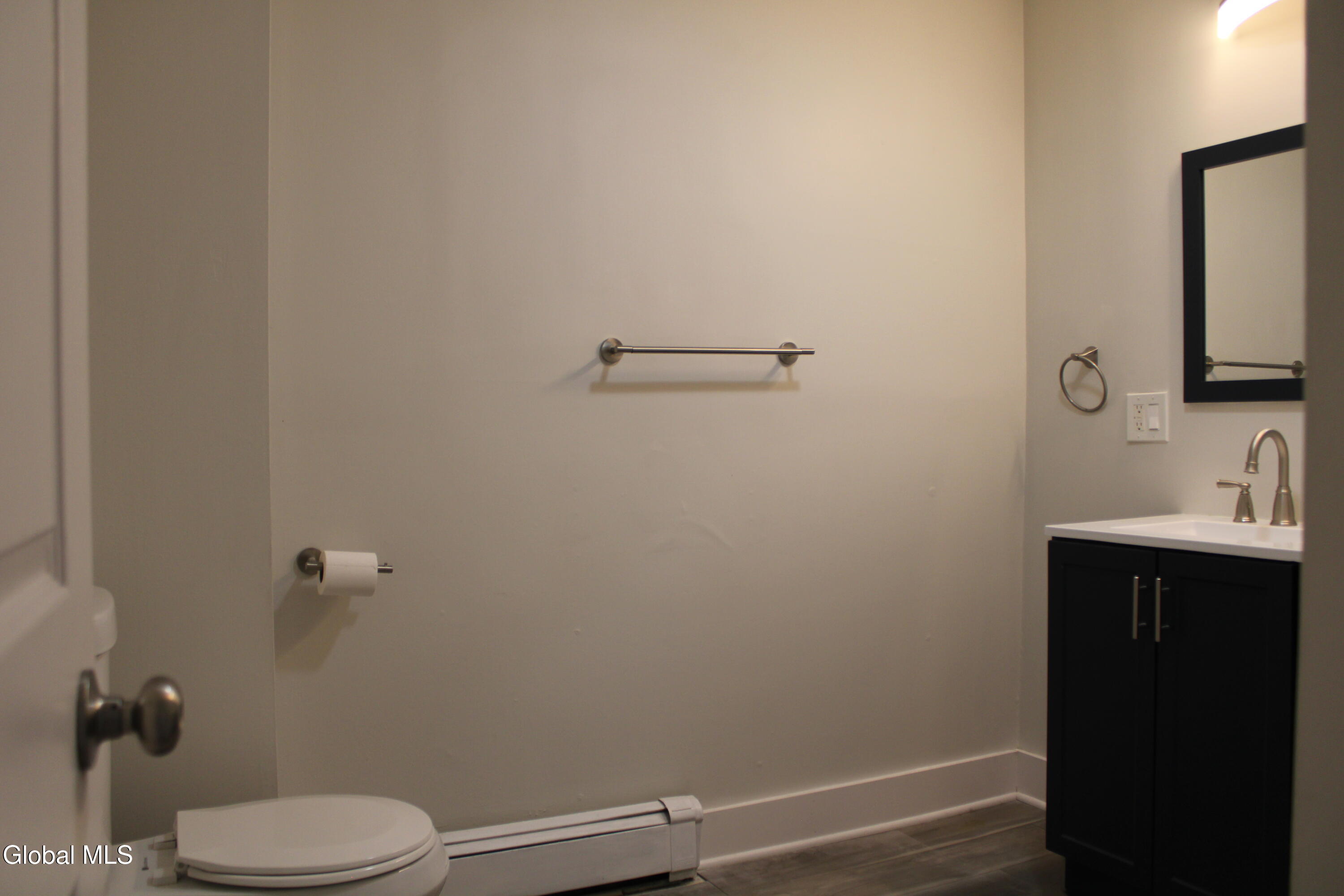 47 Chestnut Street Rensselaer, NY 12144 - Photo 13 of 29 IMG_1034