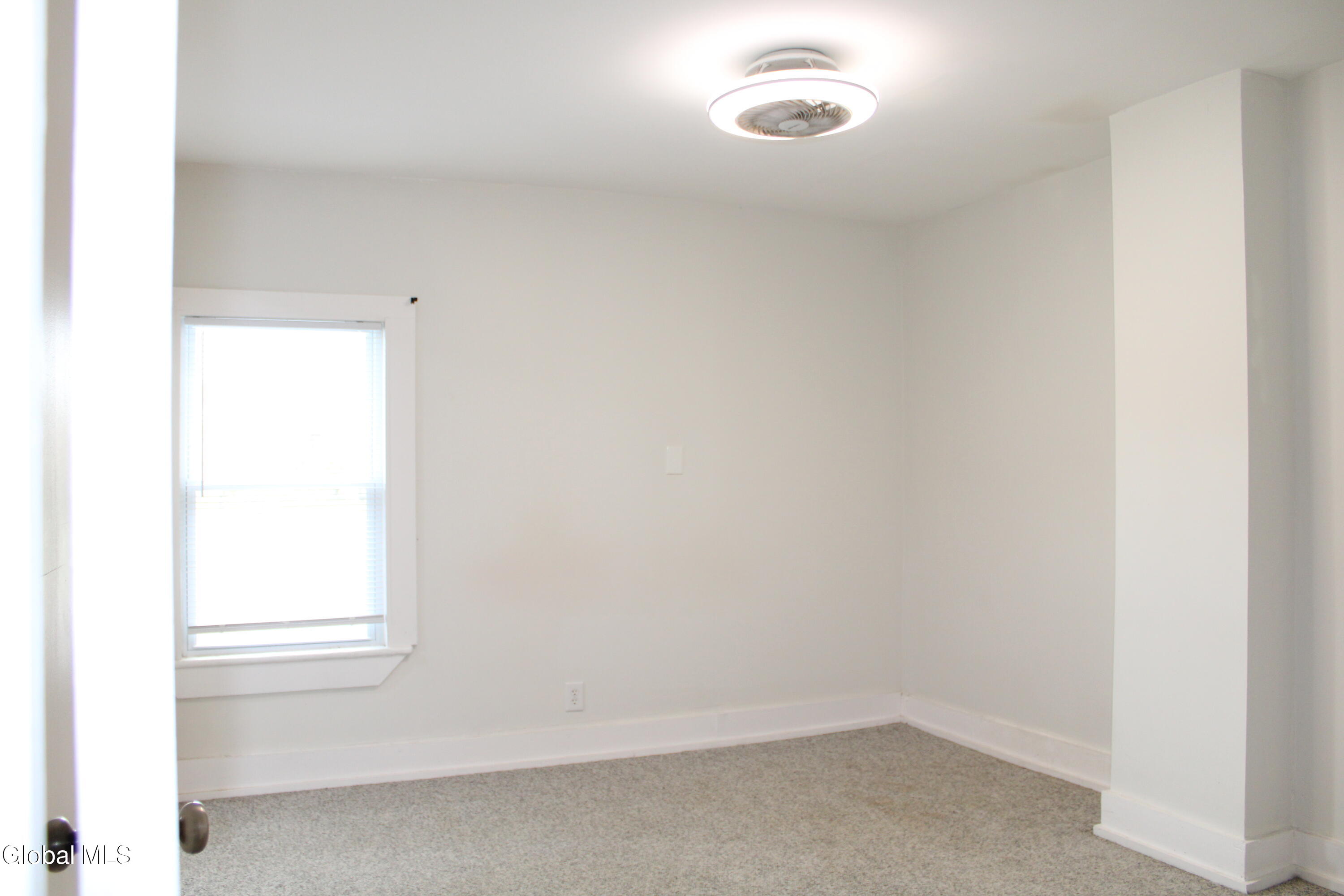 47 Chestnut Street Rensselaer, NY 12144 - Photo 15 of 29 IMG_1040