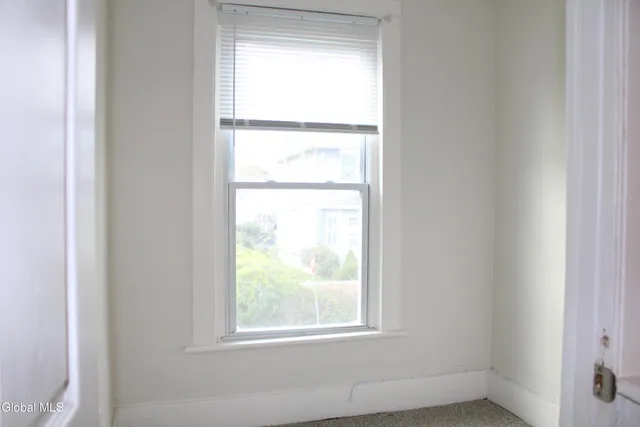 $218,200 | 47 Chestnut Street, Rensselaer, NY 12144