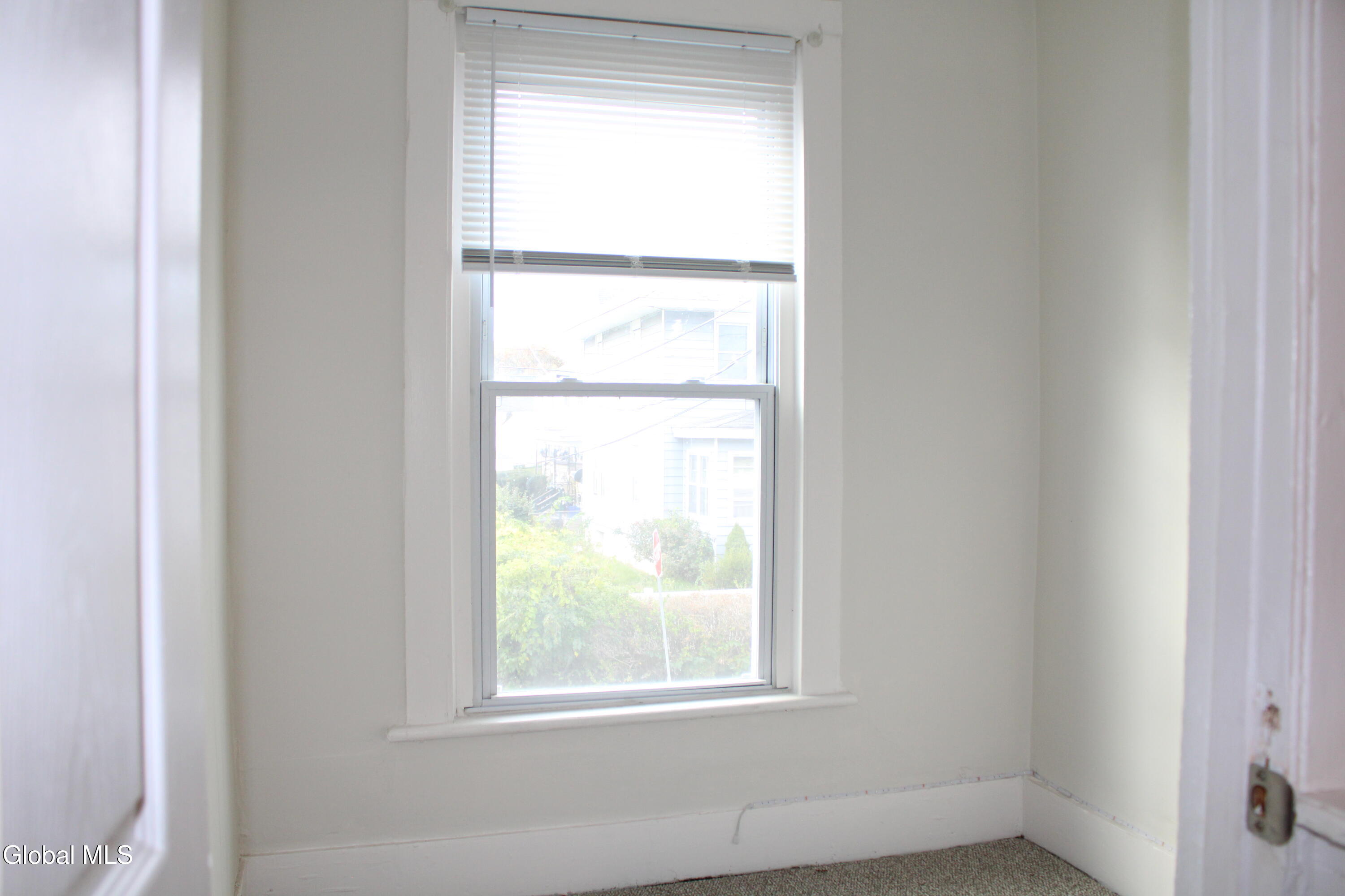 47 Chestnut Street Rensselaer, NY 12144 - Photo 18 of 29 IMG_1043