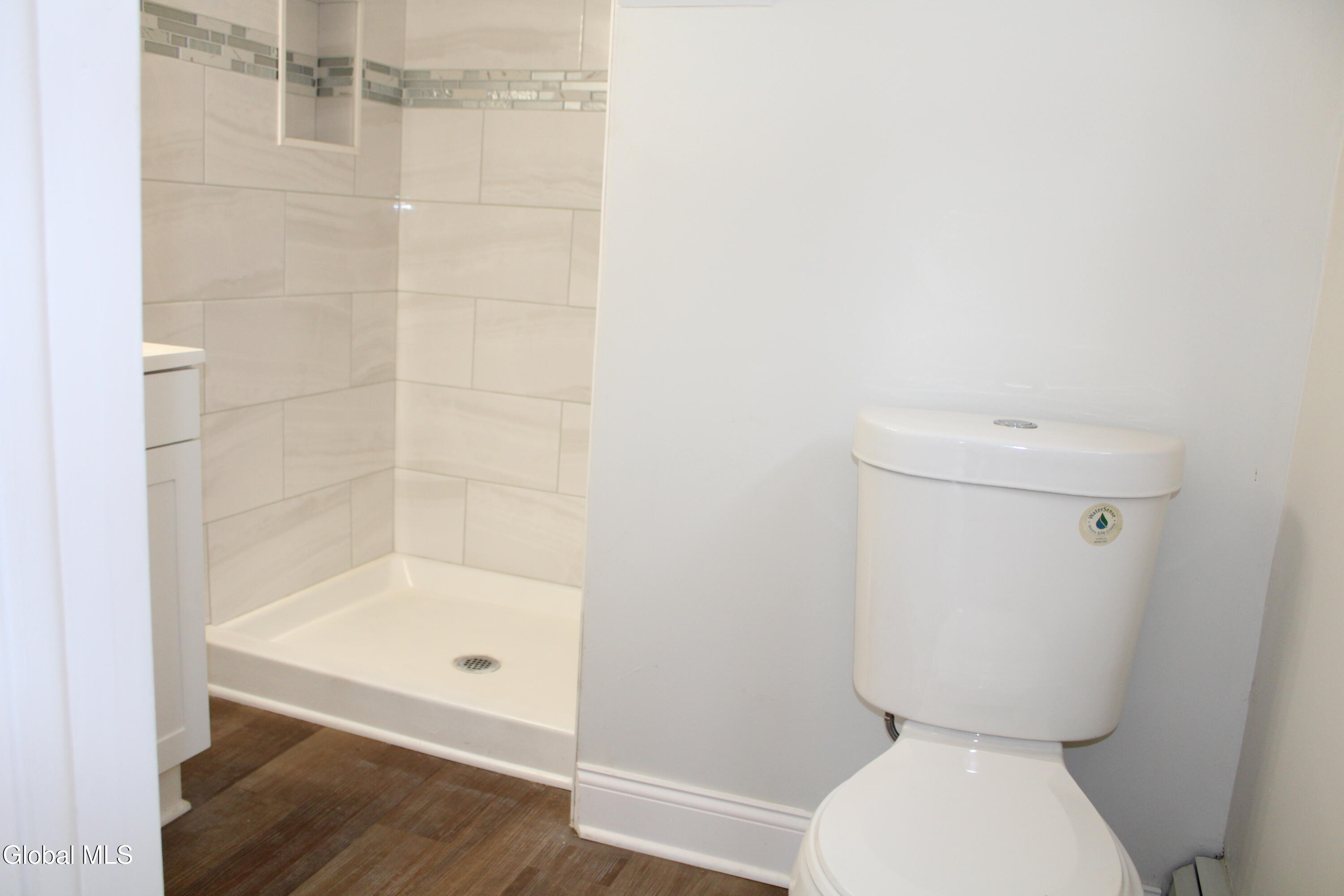 47 Chestnut Street Rensselaer, NY 12144 - Photo 23 of 29 IMG_1057