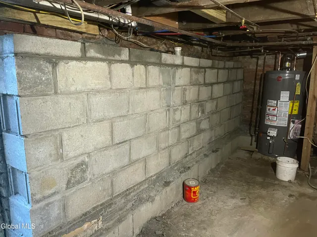 $218,200 | 47 Chestnut Street, Rensselaer, NY 12144