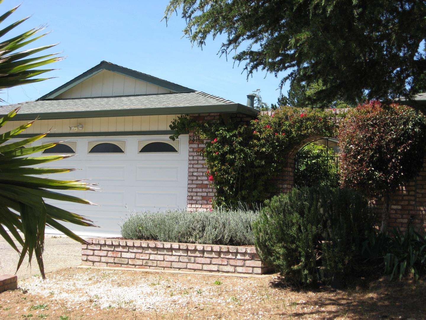 9818 Rye Street Salinas, CA 93907 - Photo 3 of 26 Gallery Image 3