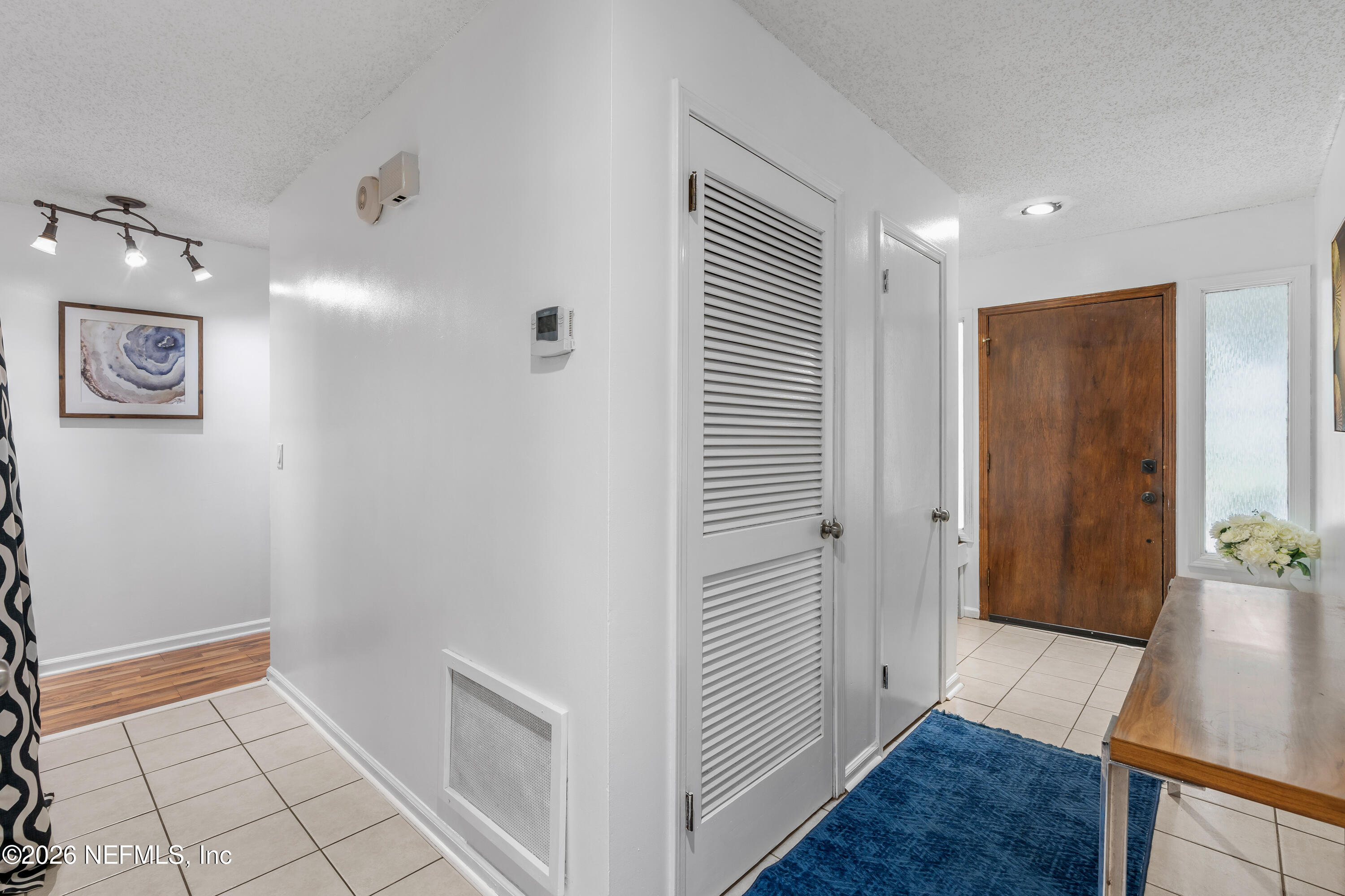 3639 Lone Eagle Road Jacksonville, FL 32257 - Photo 8 of 40 foyer 3