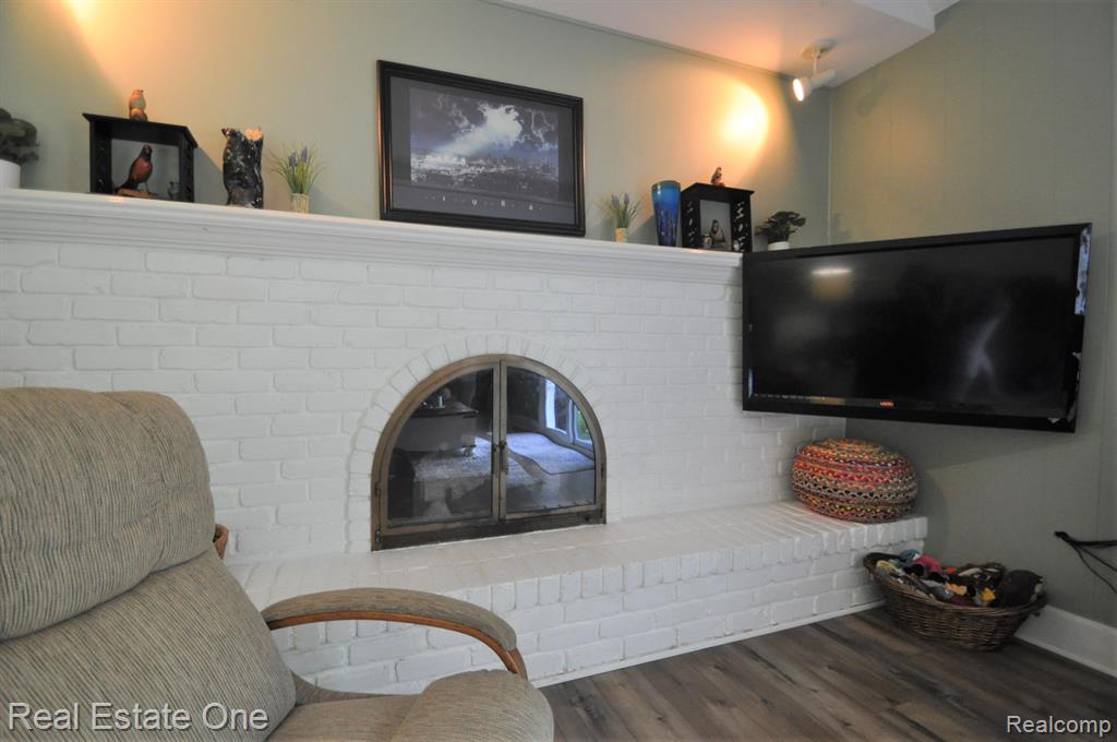 874 Bridgestone Drive Rochester Hills, MI 48309 - Photo 18 of 45