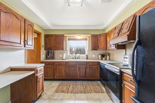 $525,000 | 58765 Travis Road, New Hudson, MI 48165