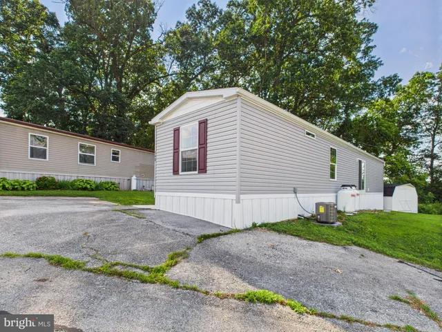 $99,900 | 140 Rustique Drive, York, PA 17408
