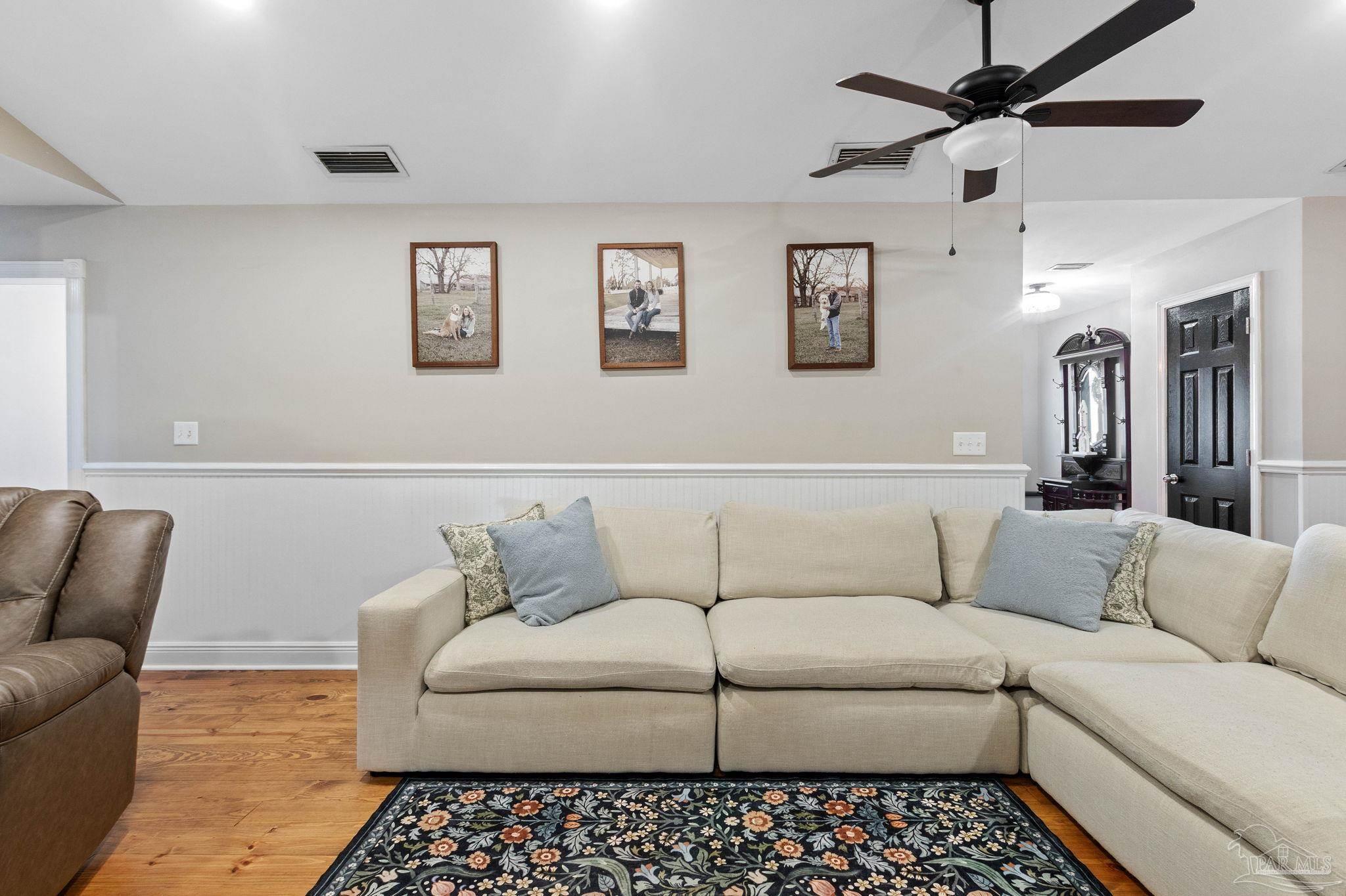 4349 Turkey Hollow Road Frisco City, AL 36445 - Photo 13 of 64 a living room with furniture