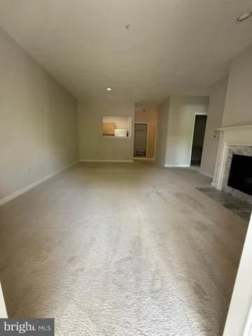 $2,000 | 12012 Taliesin Place, Unit 24, Reston, VA 20190