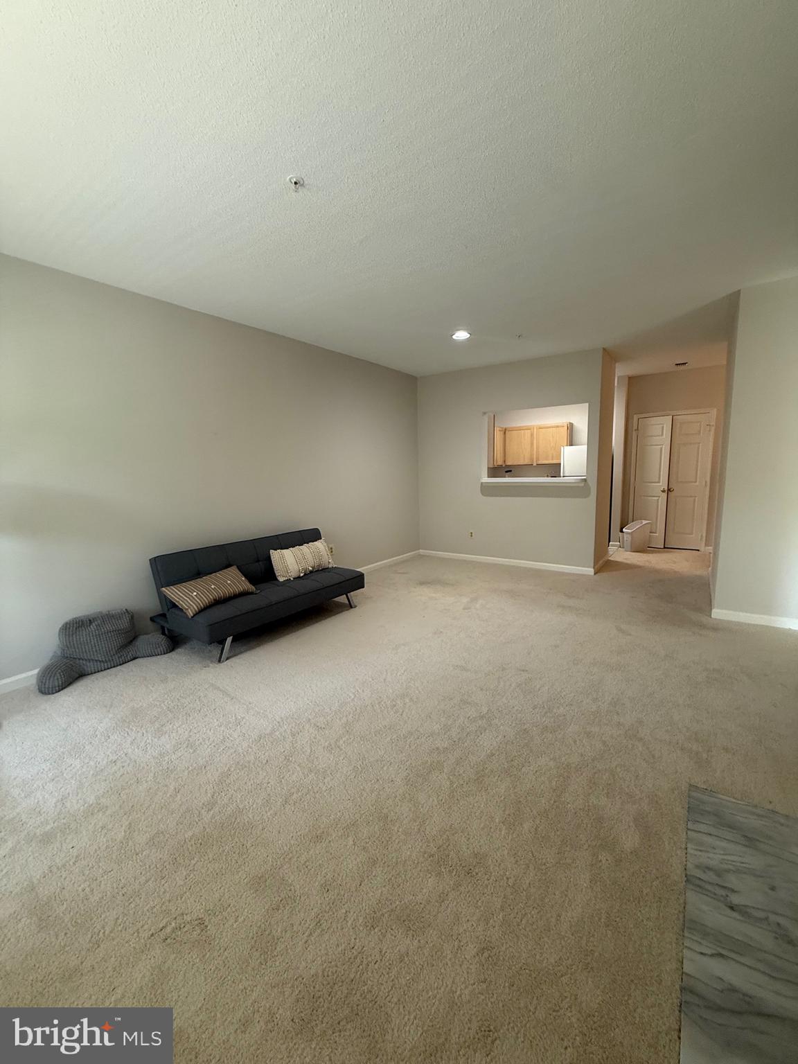 12012 Taliesin Place, Unit 24 Reston, VA 20190 - Photo 9 of 21 a view of a livingroom with furniture