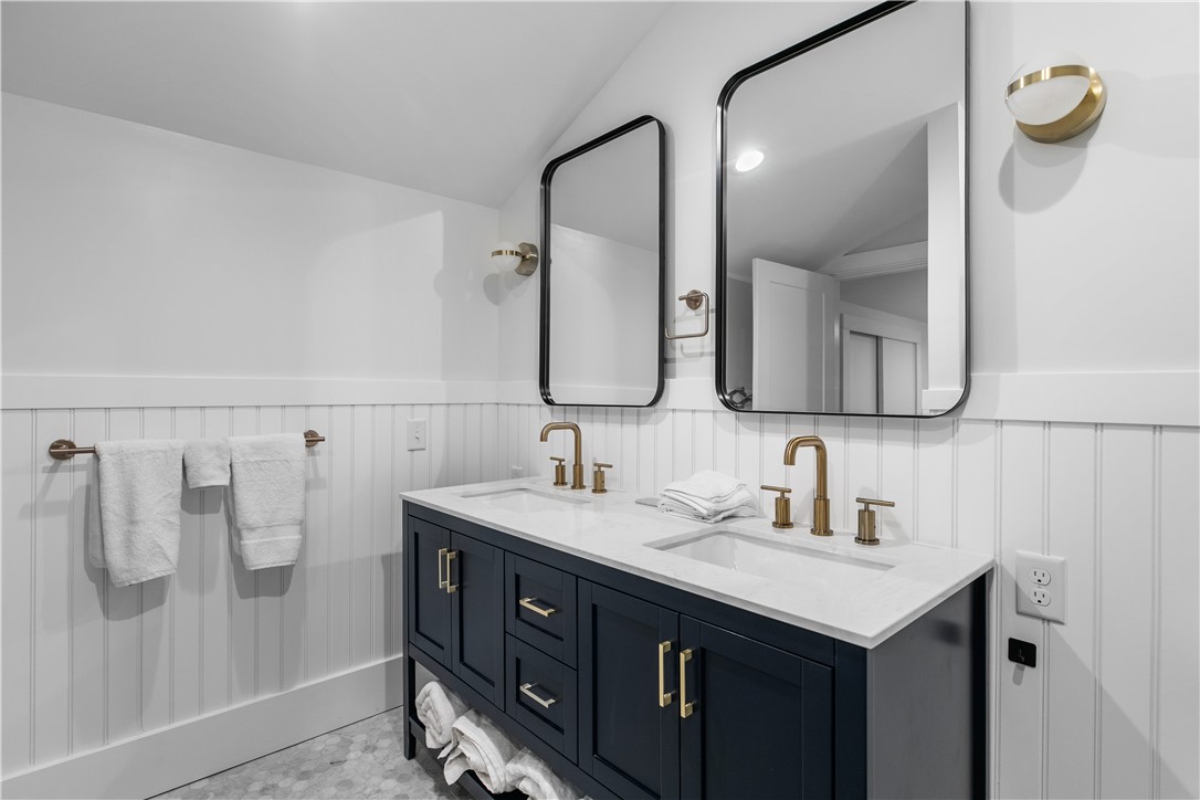 561 Bristol Ferry Road, Unit B Portsmouth, RI 02871 - Photo 26 of 28