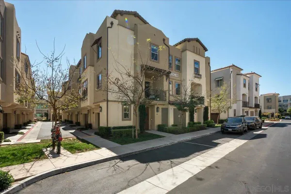 $774,000 | 328 Paddle Court, Santee, CA 92071