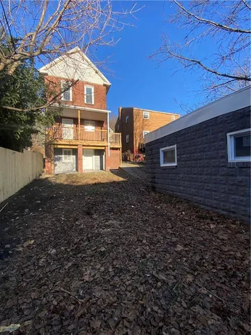 $2,230 | 908 North Avenue, Braddock, PA 15104