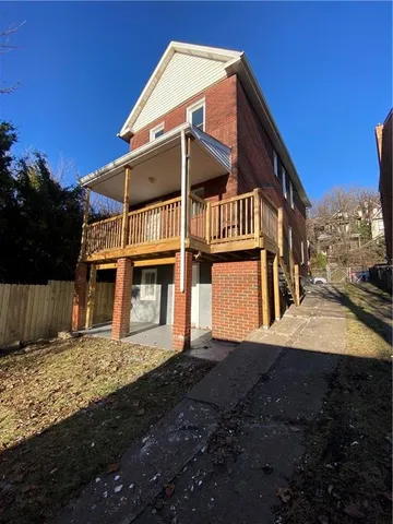 $2,230 | 908 North Avenue, Braddock, PA 15104