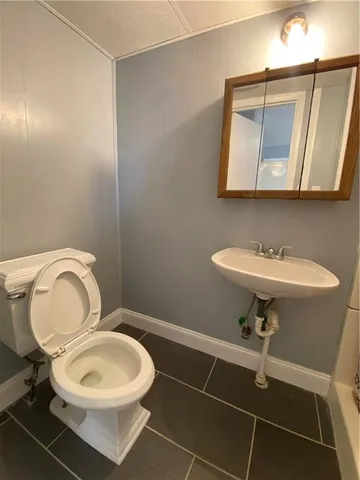 $2,230 | 908 North Avenue, Braddock, PA 15104