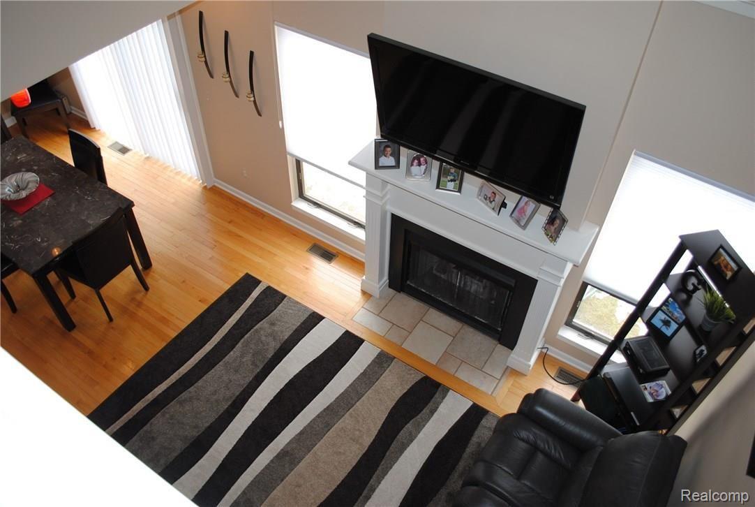 667 Camden Court Rochester, MI 48307 - Photo 26 of 34 Great Room From Above.JPG