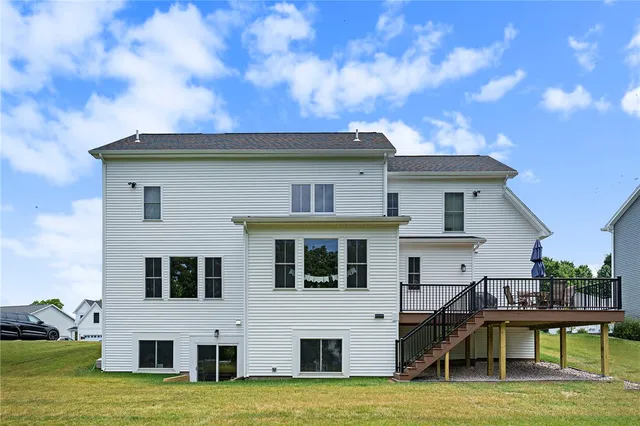 $664,900 | 81 Chase Meadow Trail, Mendon, NY 14472