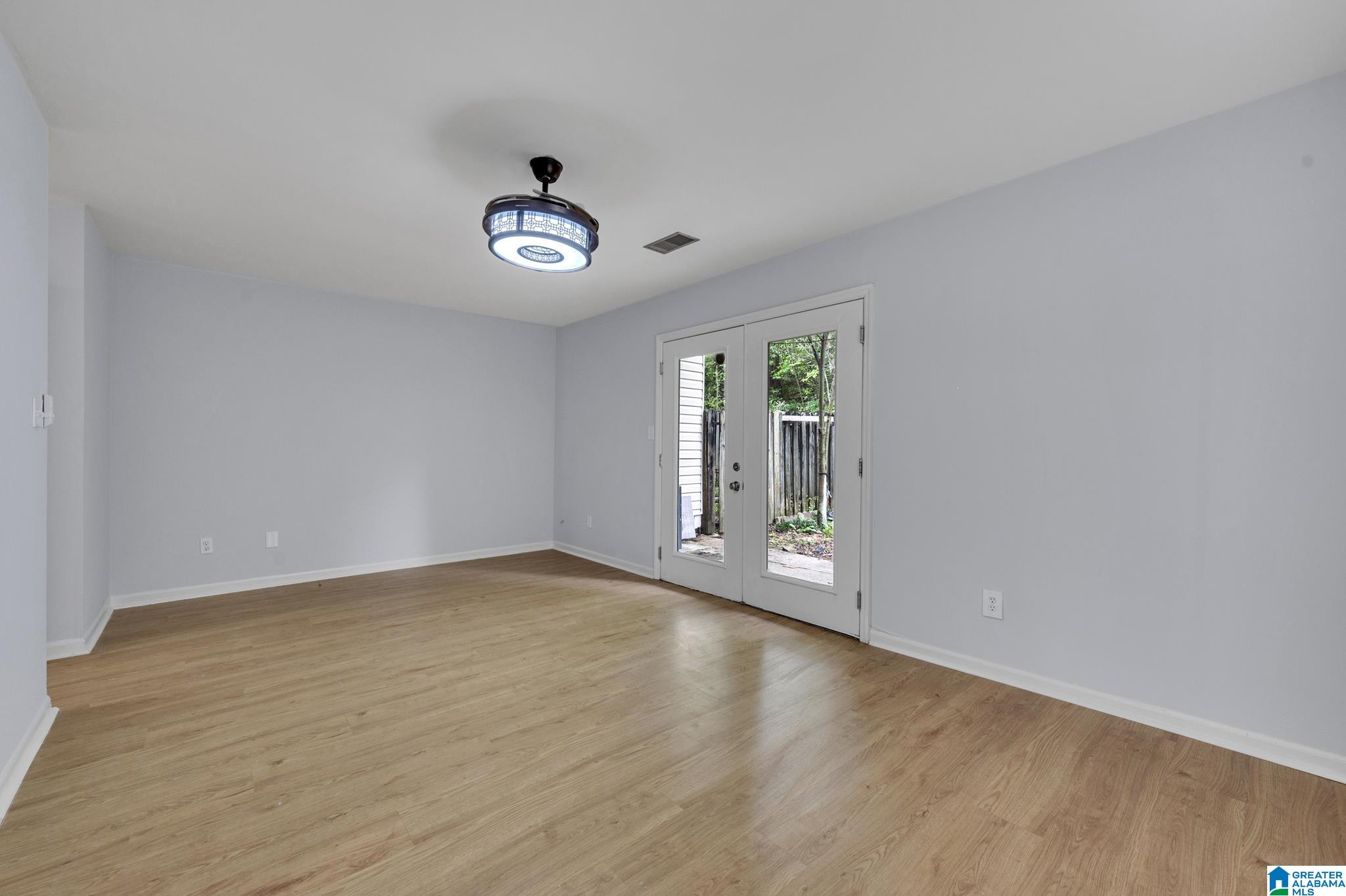 6401 Crest Green Road Birmingham, AL 35212 - Photo 5 of 23