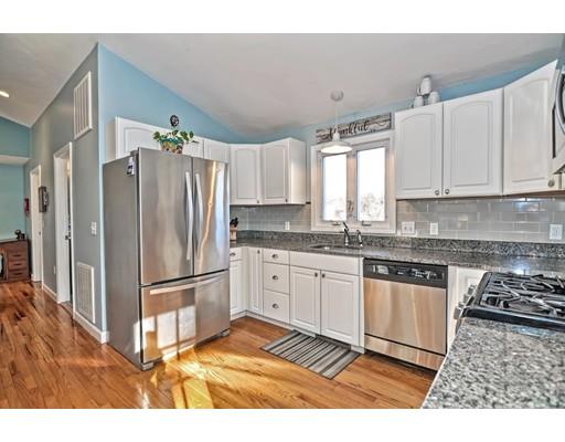 137 Bay State Road Worcester, MA 01606 - Photo 4 of 30
