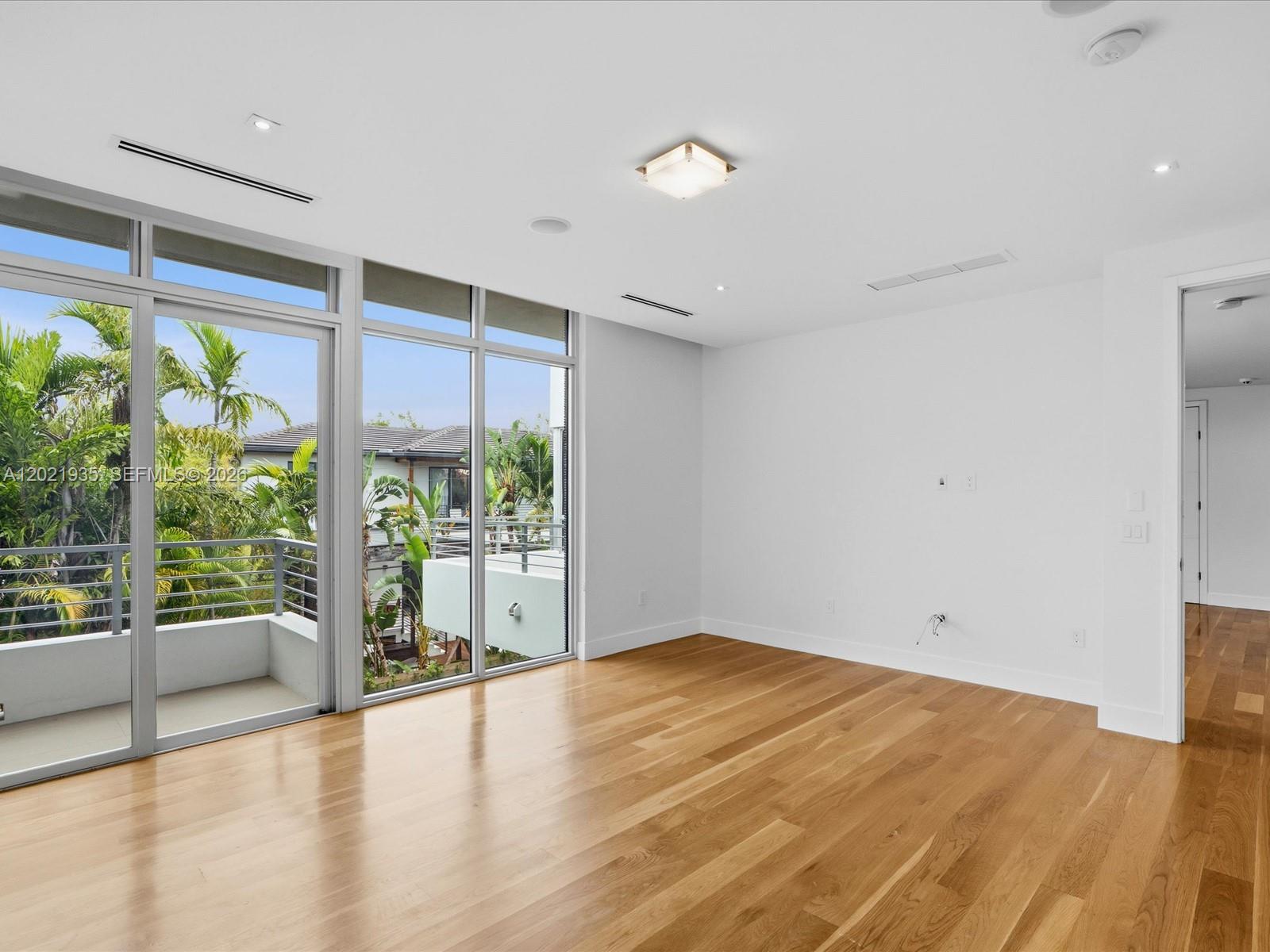 125 Hampton Lane Key Biscayne, FL 33149 - Photo 44 of 81