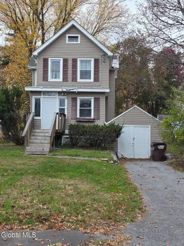 $189,900 | 34 Pleasant Street, Voorheesville, NY 12186