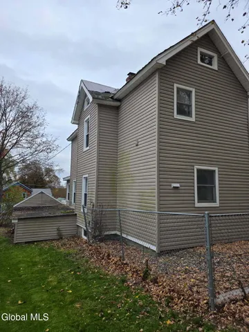 $189,900 | 34 Pleasant Street, Voorheesville, NY 12186